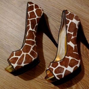 Michael Kors giraffe print pump heels